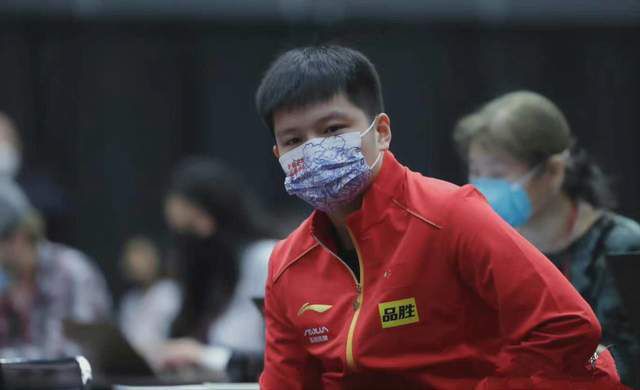 女朋友去安慰我朋友